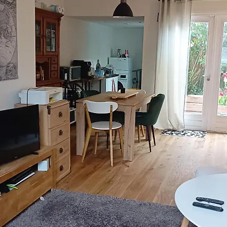 Homestay Single In A Private